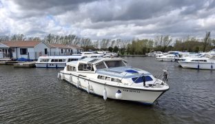 Haines Built Aquafibre Pearl 38 - Kir Royal - 4 Berth Inland cruiser 