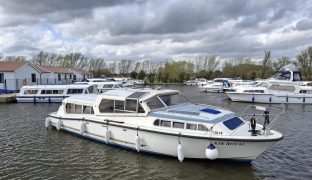 Haines Built Aquafibre Pearl 38 - Kir Royal - 4 Berth Inland cruiser 