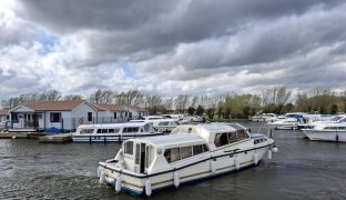 Haines Built Aquafibre Pearl 38 - Kir Royal - 4 Berth Inland cruiser 