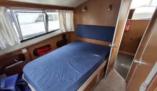 Haines Built Aquafibre Pearl 38 - Kir Royal - 4 Berth Inland cruiser 