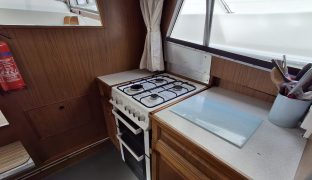 Haines Built Aquafibre Pearl 38 - Kir Royal - 4 Berth Inland cruiser 