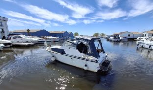 Invader 2200 - Bobby Elaine  - 4 Berth Inland cruiser with offshore capabilities 