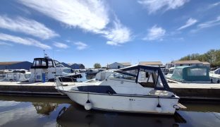 Invader 2200 - Bobby Elaine  - 4 Berth Inland cruiser with offshore capabilities 