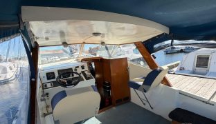 Seamaster 820 - PURDY - 4 Berth Inland cruiser