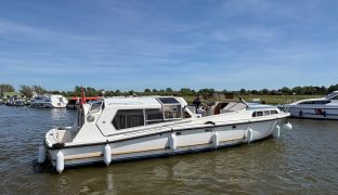 Haines Built Aquafibre Pearl 38 - Kir Royal - 4 Berth Inland cruiser 