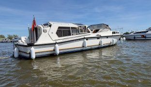 Haines Built Aquafibre Pearl 38 - Kir Royal - 4 Berth Inland cruiser 
