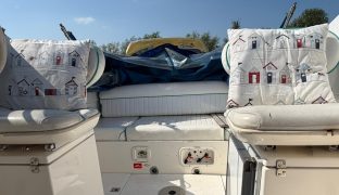 Sealine S 210 - AVANTI - 2 Berth Sports Cruiser 