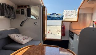Sealine S 210 - AVANTI - 2 Berth Sports Cruiser 