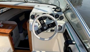 Sealine S 210 - AVANTI - 2 Berth Sports Cruiser 