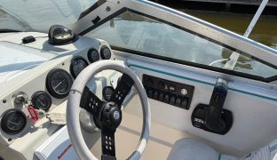Sealine S 210 - AVANTI - 2 Berth Sports Cruiser 