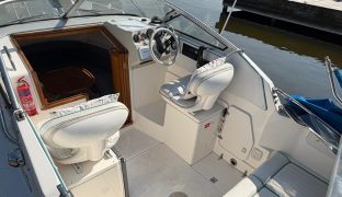 Sealine S 210 - AVANTI - 2 Berth Sports Cruiser 