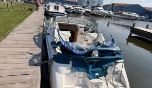 Sealine S 210 - AVANTI - 2 Berth Sports Cruiser 