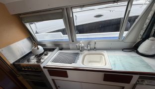 Connoisseur 42 - Fairway 1 - 8 Berth Boat