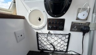 Connoisseur 42 - Fairway 1 - 8 Berth Boat