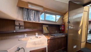 Connoisseur 42 - Fairway 1 - 8 Berth Boat