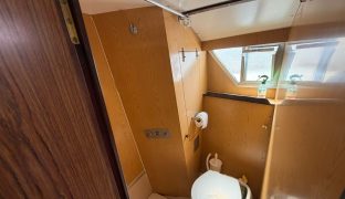 Connoisseur 42 - Fairway 1 - 8 Berth Boat