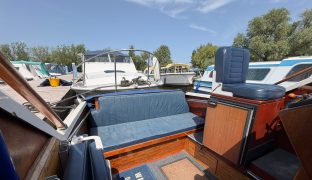 Freeman 23 - CHRISALIZ - 4 Berth Classic Inland Cruiser