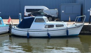 Monark Crescent 690 - Buen Camino  -  Seaworthy motor-sailer and inland cruiser 