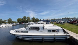 Aquafibre 35 CC - Charmed Life - 6 Berth Boat