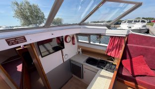 Aquafibre 35 CC - Charmed Life - 6 Berth Boat