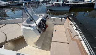 Quicksilver ACTIV 455 Open - Day boat