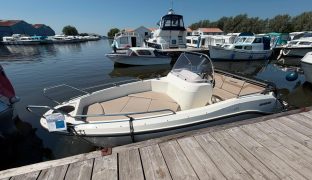 Quicksilver ACTIV 455 Open - Day boat