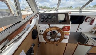 Aquafibre 37 CC - Charmed Life - 6 Berth Boat