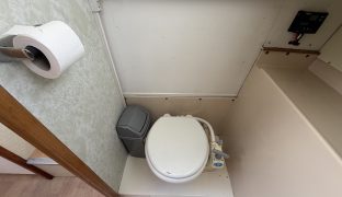 Aquafibre 37 CC - Charmed Life - 6 Berth Boat