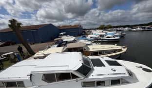 Aquafibre 37 CC - Charmed Life - 6 Berth Boat