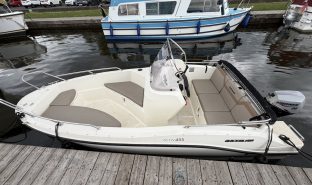 Quicksilver ACTIV 455 Open - Day boat