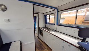 Falcon 26 - Heart Beat - 2 Berth Inland river cruiser