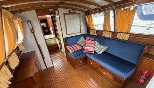 Broom Commander - Perrapin - 5 Berth Classic wooden river cruiser