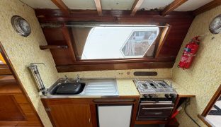 Broom Commander - Perrapin - 5 Berth Classic wooden river cruiser