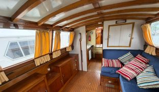 Broom Commander - Perrapin - 5 Berth Classic wooden river cruiser