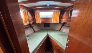 Broom Commander - Perrapin - 5 Berth Classic wooden river cruiser