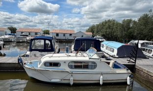 Freeman 22 - La Sylphide - 4 Berth Classic cruiser 