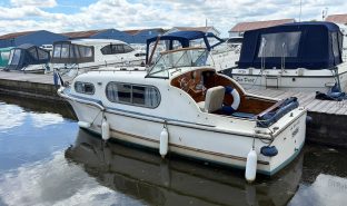 Freeman 22 - La Sylphide - 4 Berth Classic cruiser 