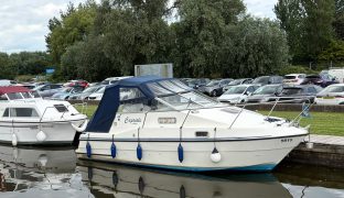 Falcon Capriole 24 - ANNIE - 2 Berth Inland cruiser 