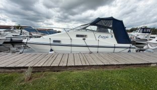 Falcon Capriole 24 - ANNIE - 2 Berth Inland cruiser 