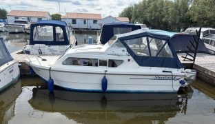 Shetland 4+2 - NAUTI GIRL - 5 Berth Inland river cruiser 