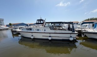 RLM 32 - ANIELA DAWN - 5 Berth Inland cruiser with offshore capabilities 