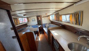 RLM 32 - ANIELA DAWN - 5 Berth Inland cruiser with offshore capabilities 