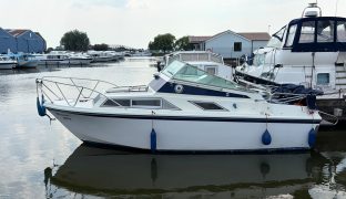 Fairline Holiday 22 - Obsession V - 4 Berth Inland cruiser 