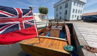 Elanco 19 - Skippy - Classic inland wooden river cruiser