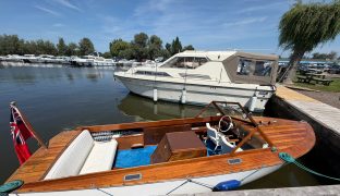 Elanco 19 - Skippy - Classic inland wooden river cruiser