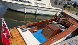 Elanco 19 - Skippy - Classic inland wooden river cruiser