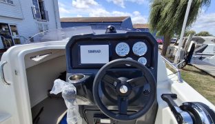 Quicksilver 505 Active Cabin - Lady Lilly - 2 Berth Sports day boat 