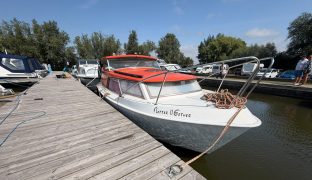 Malclan 22 - Better together - 4 Berth Inland cruiser 