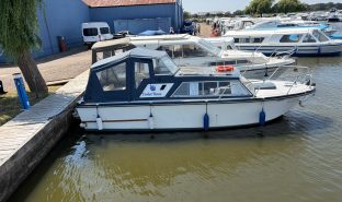 Birchwood 25 - Violet Rose - 4 Berth Inland cruiser 