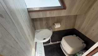 Birchwood 25 - Violet Rose - 4 Berth Inland cruiser 